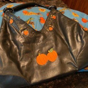 Large BLACK faux LEATHER satchel PURSE ~ Gorgeous EMBROIDERED PUMPKINS ~ Pockets